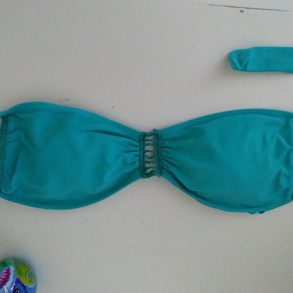 Bandeau style bikini top